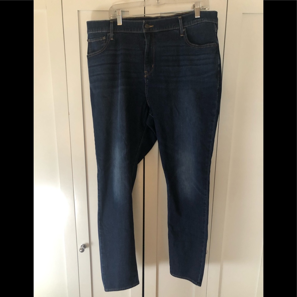Levi’s 721 Highrise Skinny Jeans